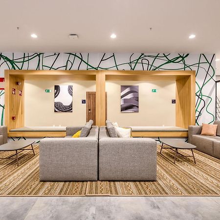 Livensa Living Studios ซานเซบาสเตียน ภายนอก รูปภาพ