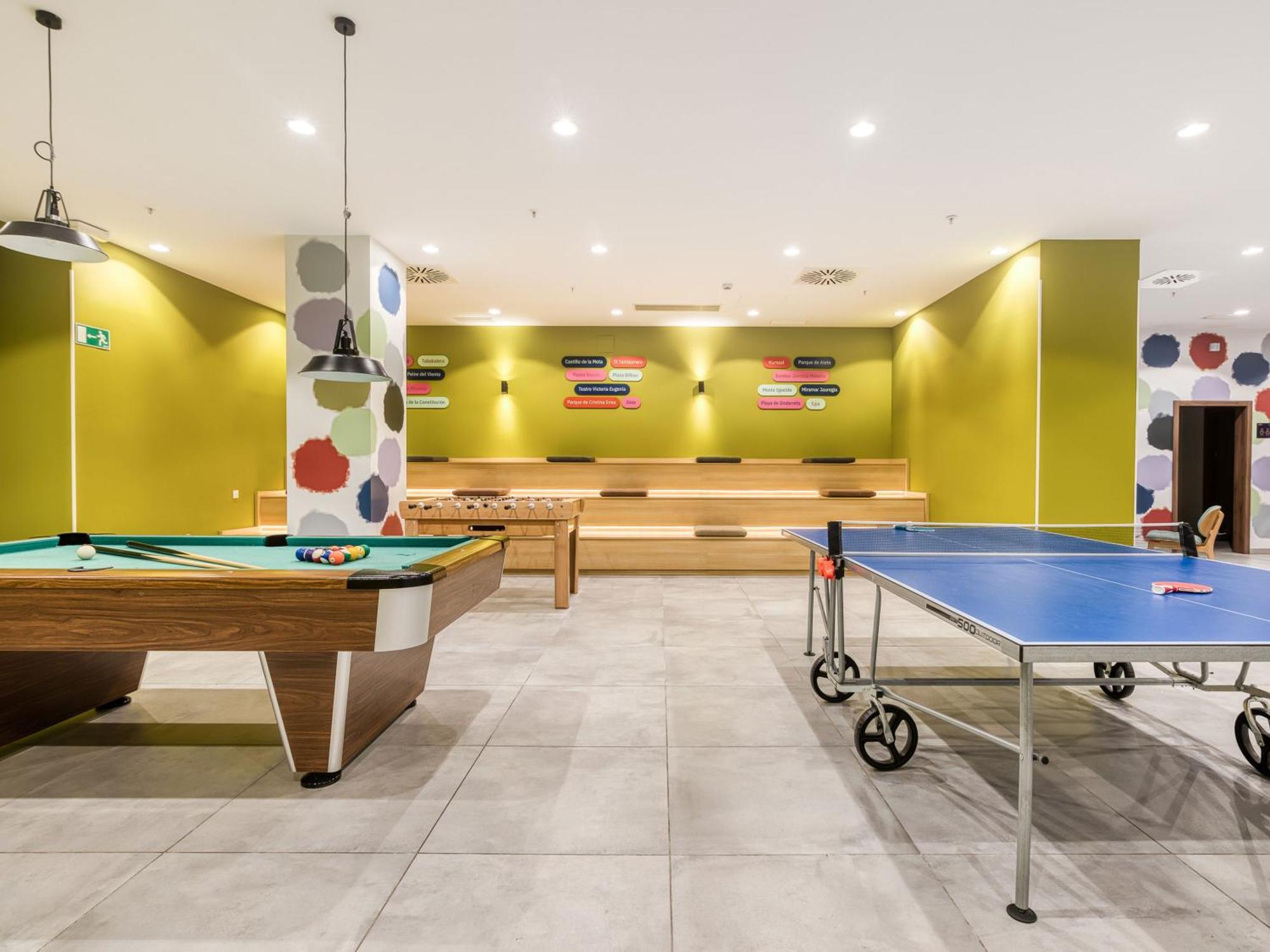 Livensa Living Studios ซานเซบาสเตียน ภายนอก รูปภาพ
